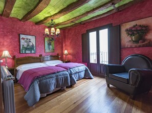 1 chambre, fer et planche à repasser, Wi-Fi gratuit, draps fournis