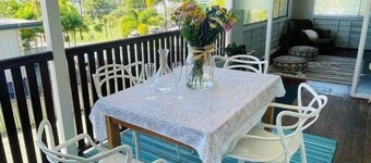 Country Charmer On Albert