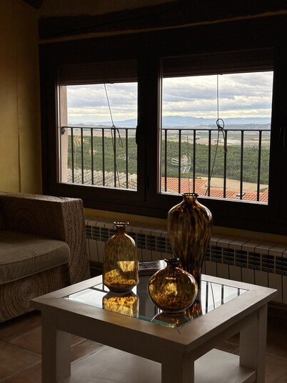 Country House 'Suite Las Palomas' with Mountain View, Wi-Fi and Air Conditioning