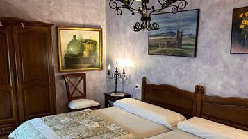 1 Schlafzimmer, Bügeleisen/Bügelbrett, kostenloses WLAN, Bettwäsche