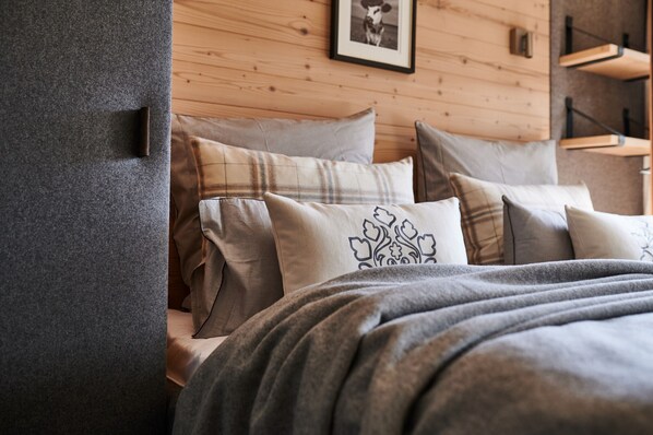 1 dormitorio, tabla de planchar con plancha, cuna de viaje y wifi gratis