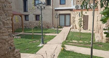 Country House 'Casa Larralde' with Shared Pool, Wi-Fi and Air Conditioning