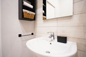 Shower, hair dryer, bidet, towels - Torino Centro, Loft Bava (Torino)
