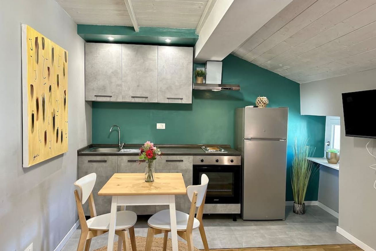 Frigorifero, macchina per tè/caffè, pentole/stoviglie/utensili