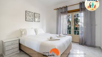 1 soverom, strykejern/-brett, wi-fi (inkludert) og sengetøy