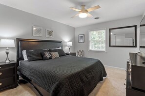 3 habitaciones, tabla de planchar con plancha y wifi gratis