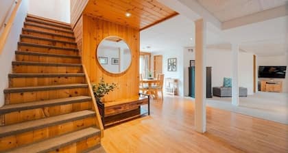 Quiet Family Cabin at West Hawk Lake