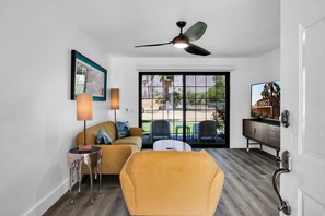 TV - Quaint & Serene in Mesquite CC - A Ryson Property (Palm Springs)