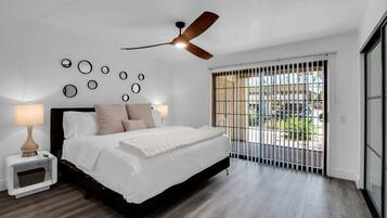 1 bedroom, iron/ironing board, WiFi (free), bed sheets