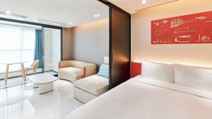 Premier Ocean Family | Blackout drapes, soundproofing, iron/ironing board, free WiFi - Travelodge Suites Busan Centum (Busan)