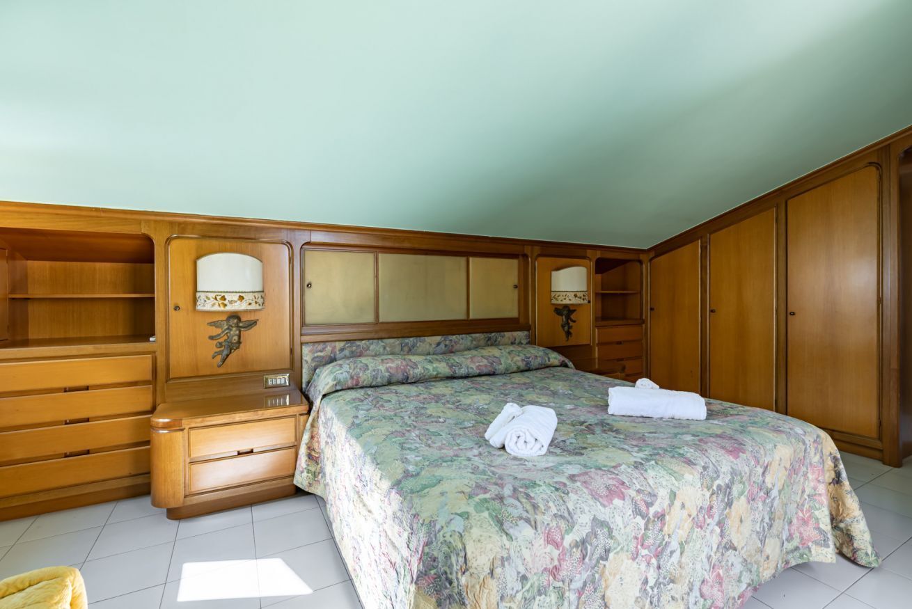 2 Schlafzimmer, Bügeleisen/Bügelbrett, Bettwäsche