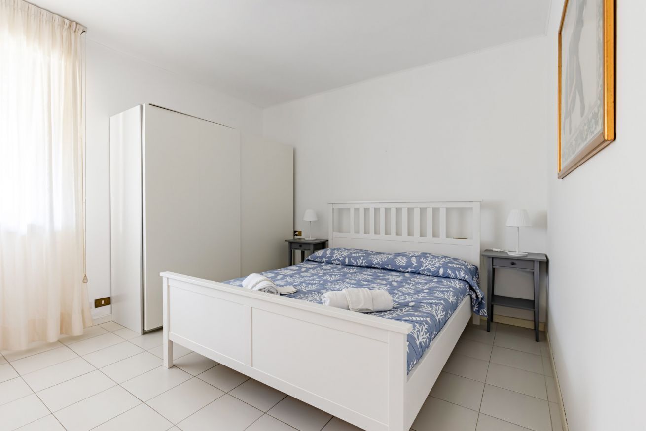 2 Schlafzimmer, Bügeleisen/Bügelbrett, Bettwäsche