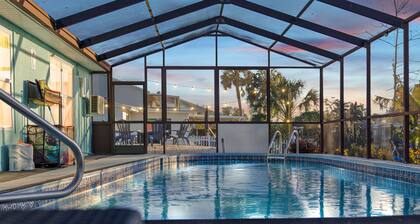 Family & Fisherman Friendly Pool Home- Gulf Access Dock, Bikes, Games & Kayaks