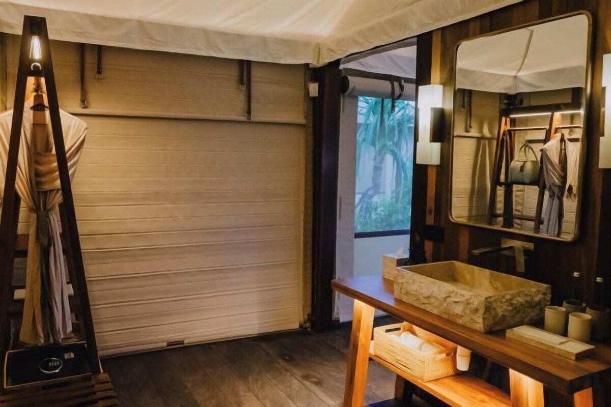Soft Opening Limited Time Offer at Suites
