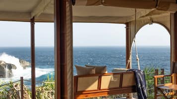 Ocean Front Suite | Beach/ocean view
