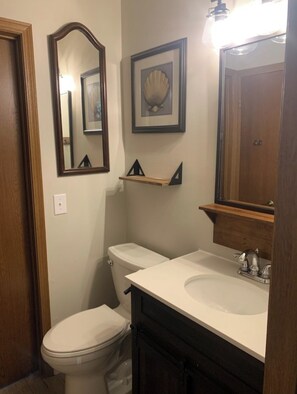 Shower, towels, soap, toilet paper - Fun times in Osage Beach - 3 bedroom house in Racetrack Cove (Osage Beach)