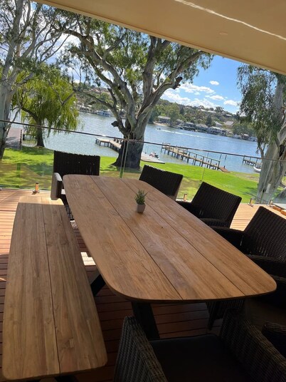 Shangri-La, Mannum
