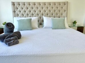 1 bedroom, iron/ironing board, travel cot, WiFi
