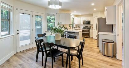 Peakview Paradise | Backyard | Free Massage*