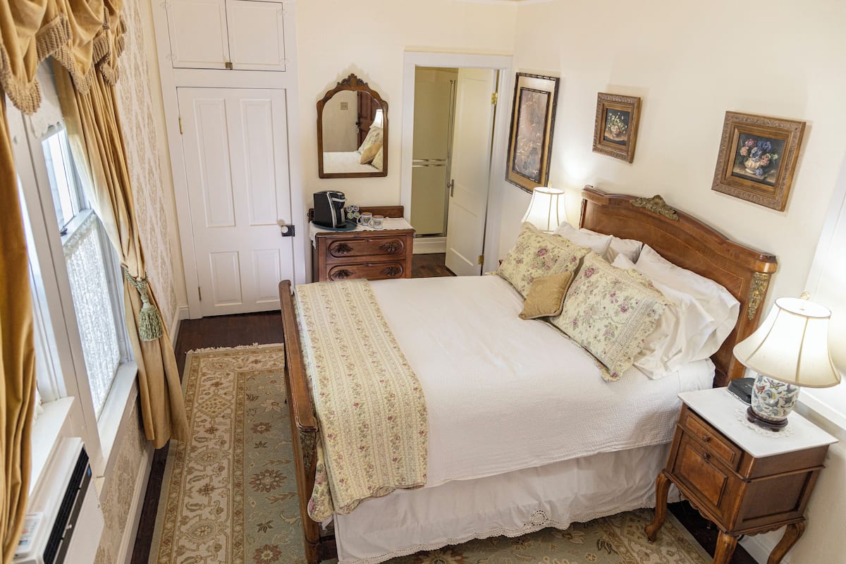 Standard Double Room, 1 Katil Kelamin (Double) | Peralatan tempat tidur premium, gebar bulu kapas 