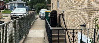 Spacious 6-bedroom house in Bismarck with WiFi, AC