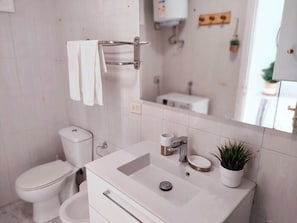 Chuveiro, secador de cabelo