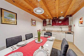 Dining - Holiday Home Luce with Pool, Ljubitovica, Croatia (Ljubitovica)