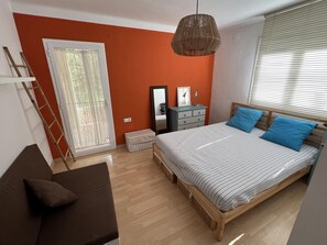 1 bedroom, Internet, bed sheets