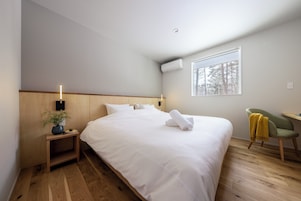 4 habitaciones, colchones con pillow-top y escritorio 