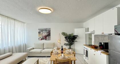 Stylish and Modern 2-Room Apartment in Wuppertal City Center