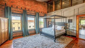 1 bedroom, internet, bed sheets