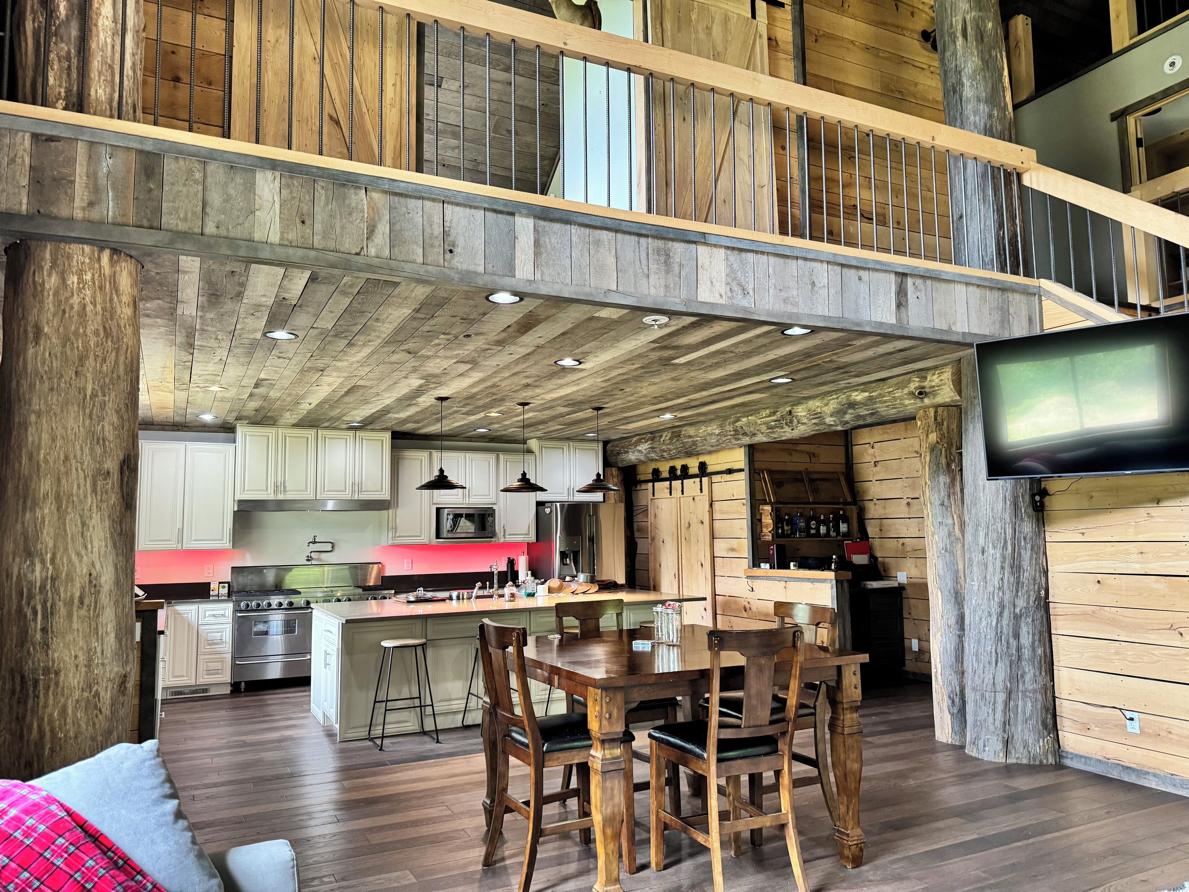 New Listing Discount Secluded Log Cabin with ATV Trail Access - Simply Stunning!