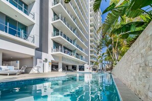 Pool - Surfers Paradise - 2 Bed + Great Views + Pool (Surfers Paradise)