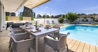 Brand new villa with exclusive pool in Lecce.