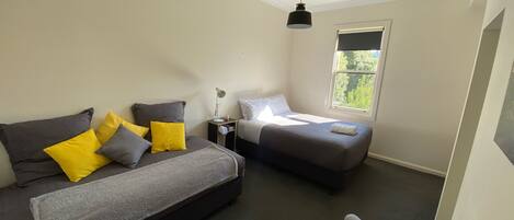 Chambre Deluxe double | AccĂšs au Wi-Fi (inclus), literie fournie