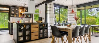 "Sybilla" - 600m from the sea by Interhome