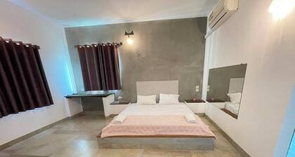 Hotel 30