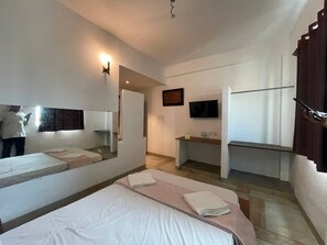 Family Room, Balcony, City View | Desk, free WiFi - Hotel 30 (Phnom Penh)