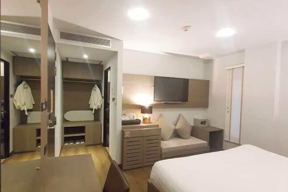 1 chambre, chambres insonorisées, Wi-Fi gratuit, draps fournis