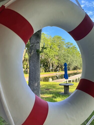 Family Retreat by the Pond
