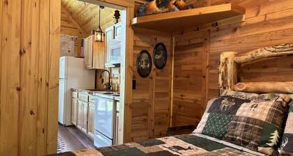 The Elk Inn - Lower Clam Lake