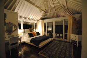 3 soverom, safe på rommet, reiseseng for barn og wi-fi (inkludert)