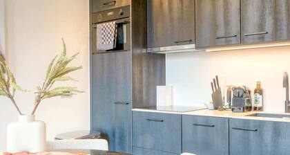 Stunning Garden View Apt in Haert of Ghent