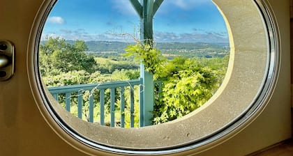 Maison Oléa - Chambre d'hÎtes "Pourpre" avec vue sur la vallée de la VézÚre