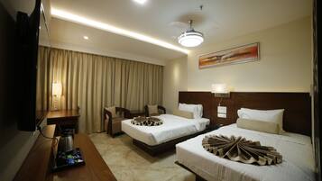 Superior Twin Room | 1 bedroom, in-room safe, free WiFi