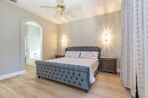 3 makuuhuonetta, silitysrauta/-lauta, Wi-Fi, vuodevaatteet