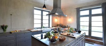 Rustic-chic holiday home ideal for groups