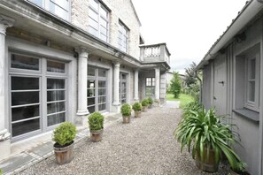 Property grounds - Rustic-chic holiday home ideal for groups (Detershagen)