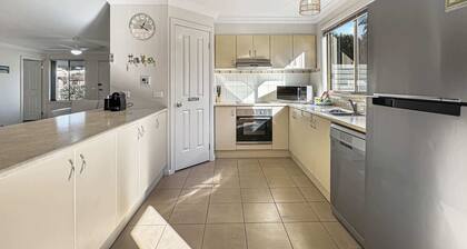 Spacious 4-Bed Home 2-Min to the Beach