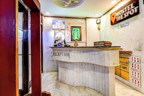 Reception - Hotel Spot Inn Paharganj Near New Delhi Railway Station (New Delhi)